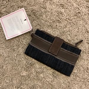 Thirty-One Retro Metro wallet